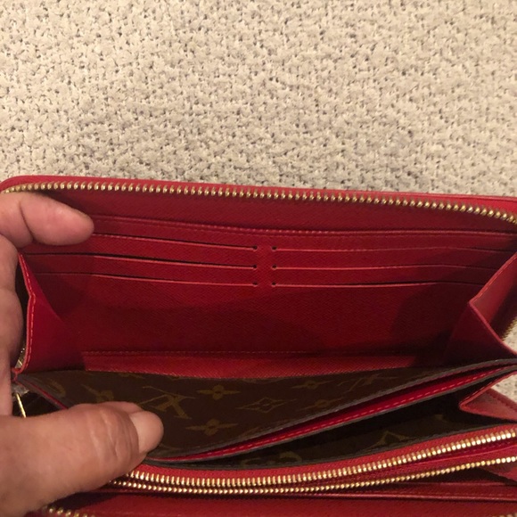 Authentic zippy Retiro wallet - Picture 9 of 13